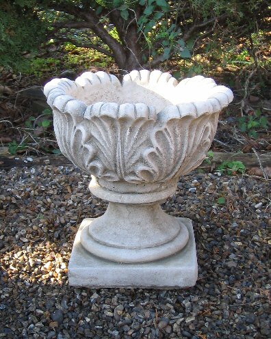 KUV26 Small Tulip Vase KUV26 Small Tulip Vase